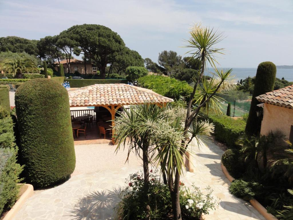 Le Mas Des Oliviers Sainte-Maxime Exterior photo